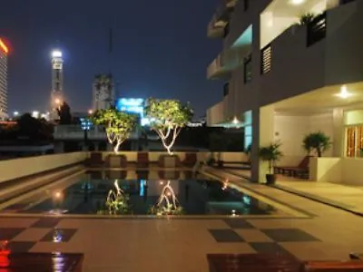 Laurel 3* Bangkok
